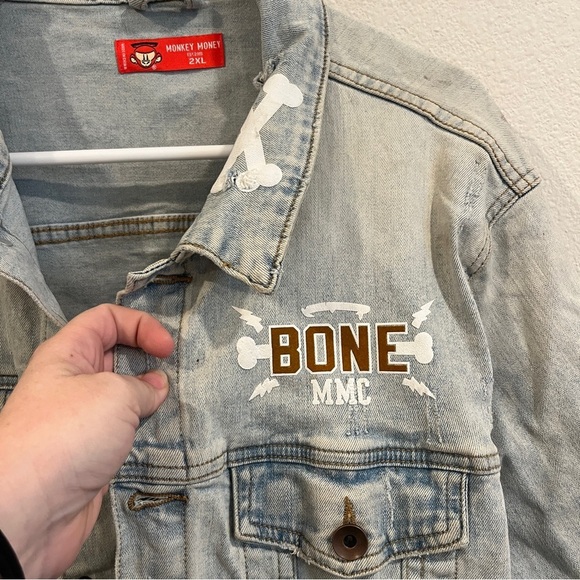 Monkey Money light wash denim jacket with large back graphic size 2XL - Picture 4 of 12